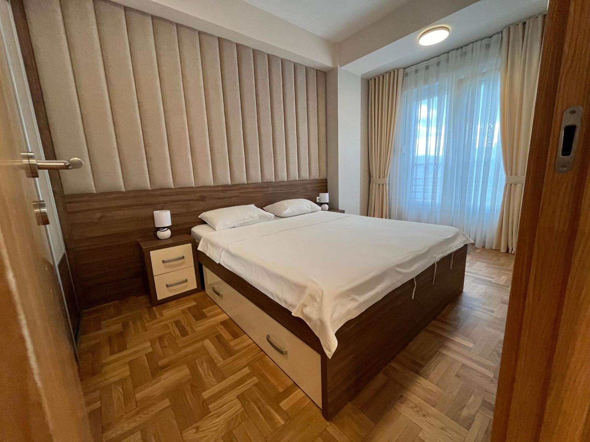 Apartments 28 Подгориця Екстер'єр фото